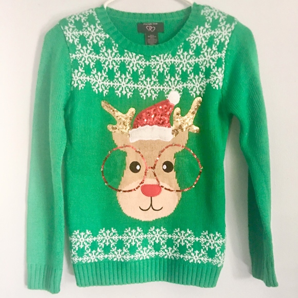 Reindeer Christmas Sweater - Picture 1 of 4